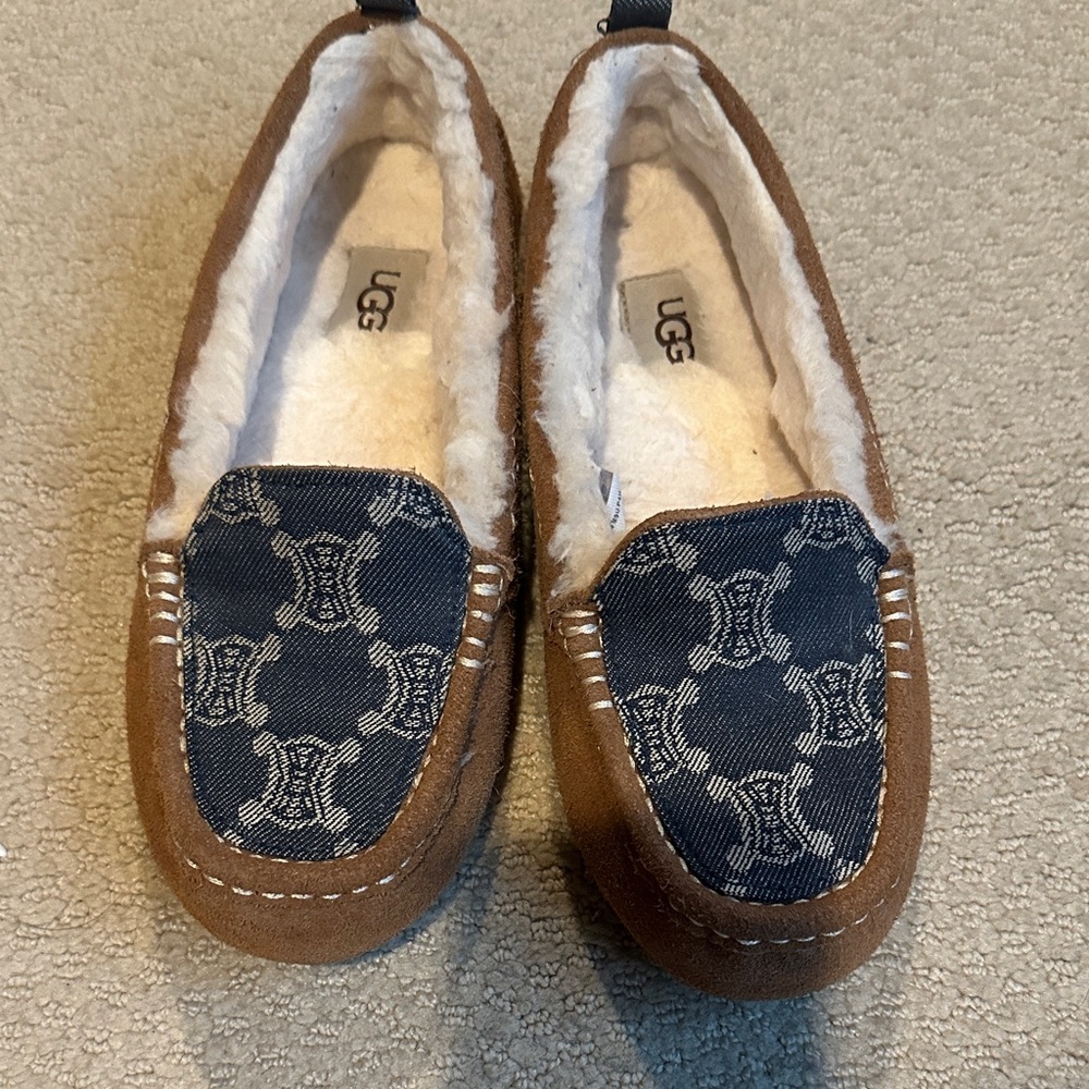 Celine UGG Tan and Blue Patterned Slippers